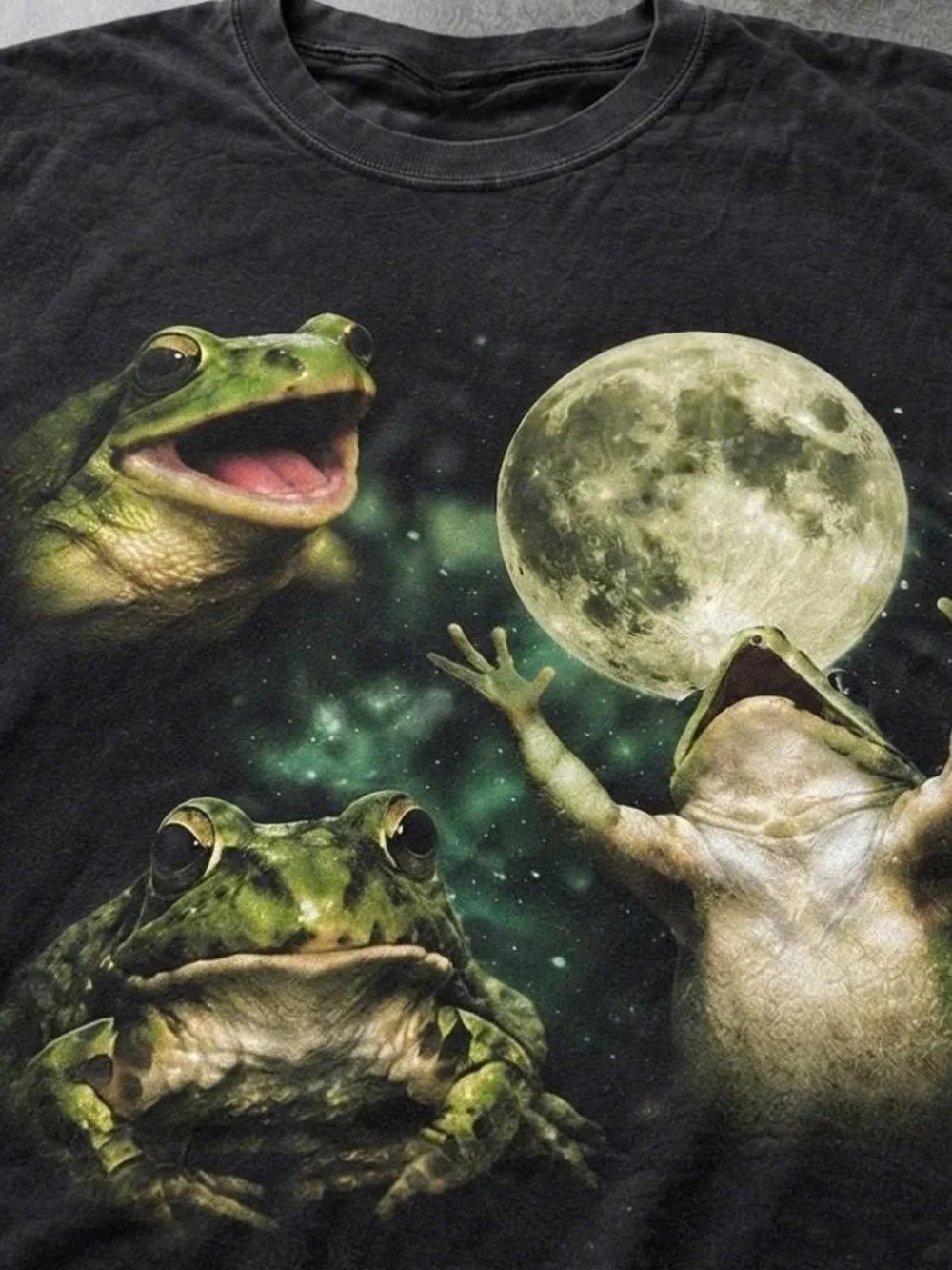 Black Frog Moon Graphic T-Shirt